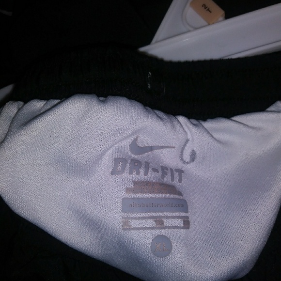 Nike Dri-Fit Black Running Shorts - Picture 5 of 8